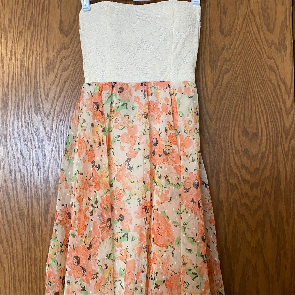 Body Central Strapless Floral Dress - Picture 2 of 8